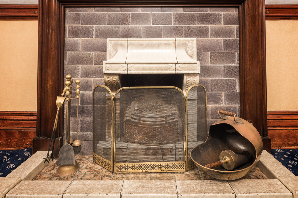 Les accessoires indispensable pour votre cheminée et votre poêle.